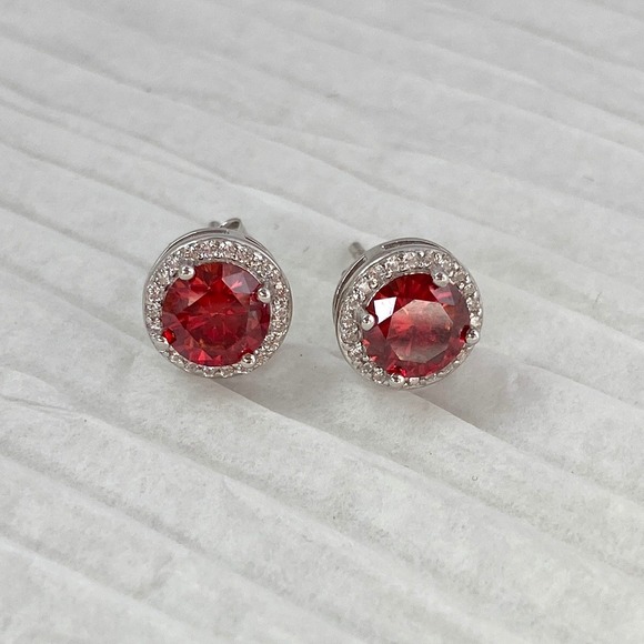 925 Sterling Silver 1CT Garnet Ruby Red Moissanite Round Stud Earrings 2CT TW - Picture 2 of 10